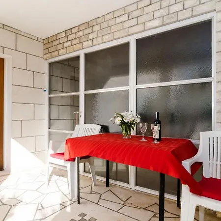 Dea - One-bedroom With Terrace Daire