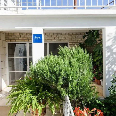 Dea - One-bedroom With Terrace * Dubrovnik