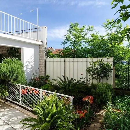 Dea - One-bedroom With Terrace * Dubrovnik